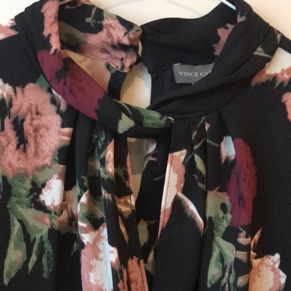 Vince Camuto Front wrap blouse - Picture 2 of 7